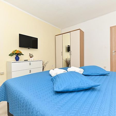 Apartmani Dolores Kaštela Exteriér fotografie